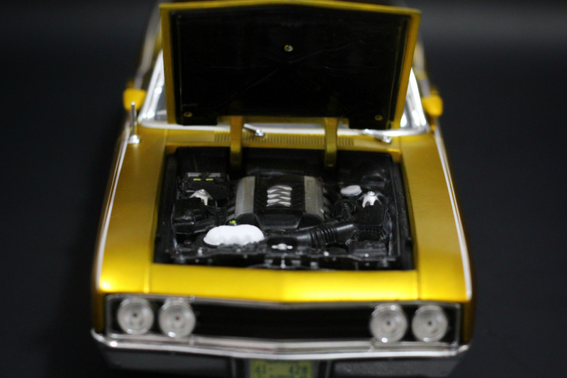 Illustration for article titled Car Week: Custom 1/18 Maisto Ford Torino Talladega Coyote